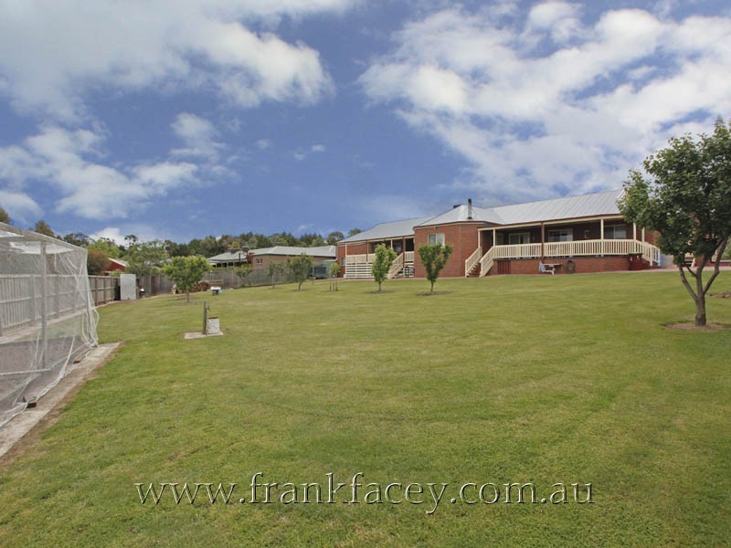 37-39 St Helens Crescent, Narre Warren North VIC 3804
