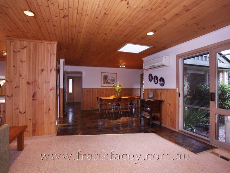 28 Shute Avenue, Berwick VIC 3806