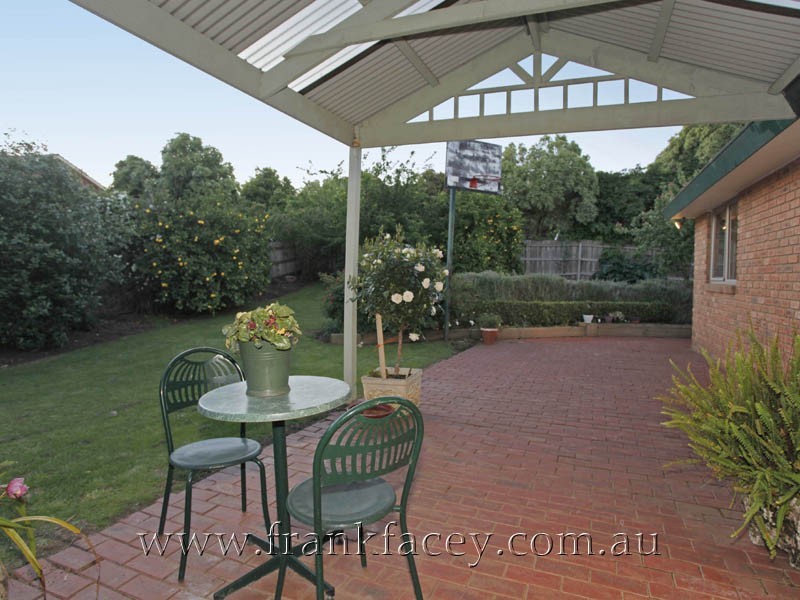 28 Shute Avenue, Berwick VIC 3806