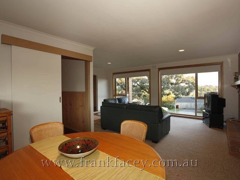 28 Shute Avenue, Berwick VIC 3806