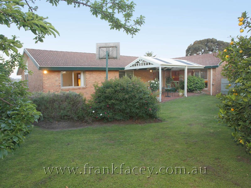 28 Shute Avenue, Berwick VIC 3806