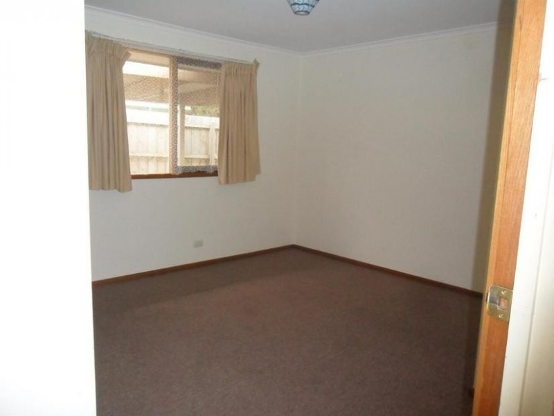 84 Prospect Hill Road, Narre Warren VIC 3805