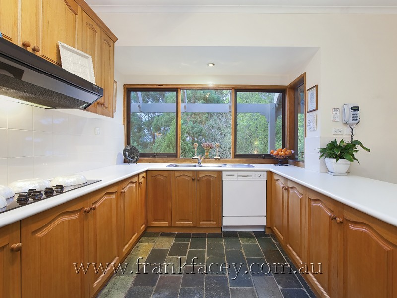 12 Halford Street, Beaconsfield Upper VIC 3808