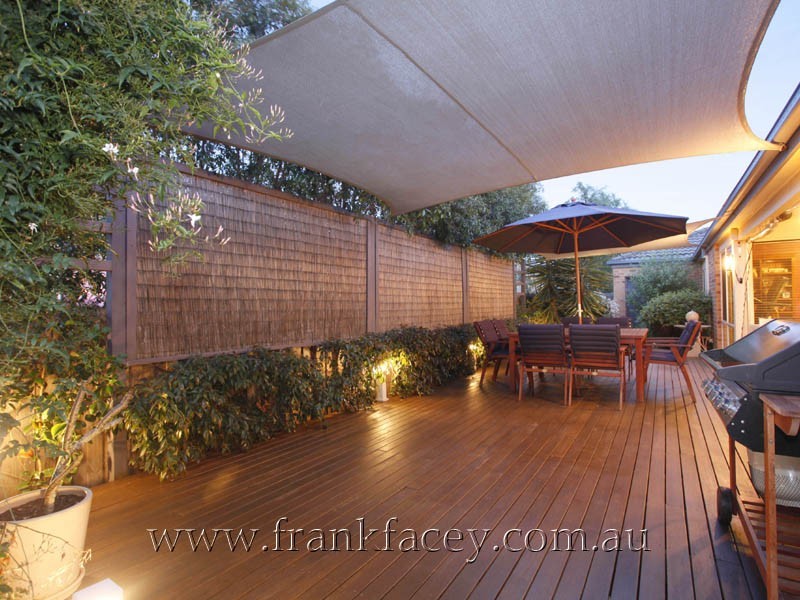 11 Mornington Grove, Berwick VIC 3806