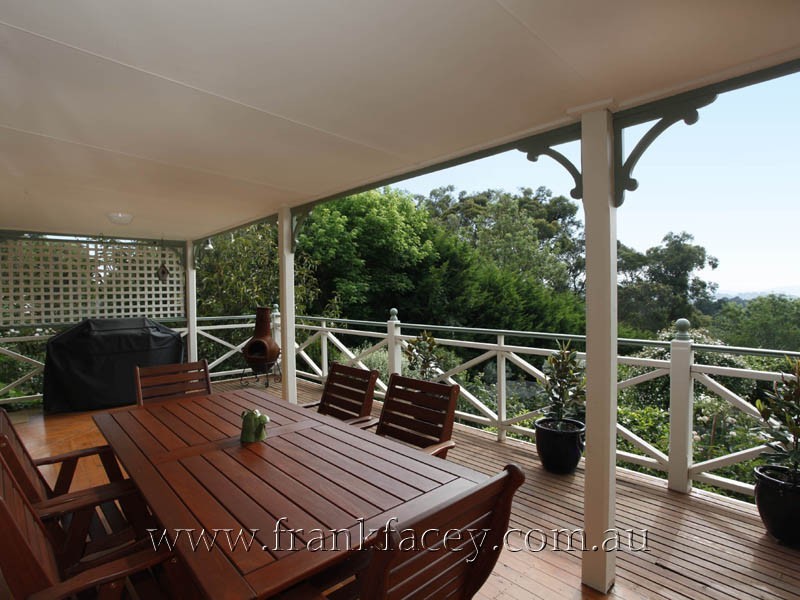 5 Corringham Road, Beaconsfield Upper VIC 3808