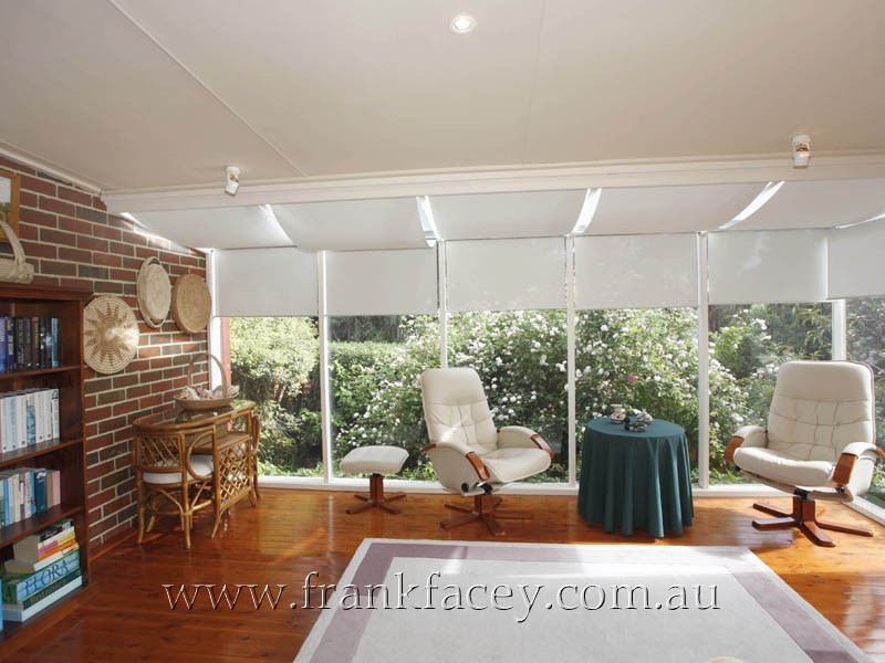 5 Corringham Road, Beaconsfield Upper VIC 3808