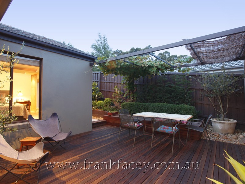 19B Neill Street, Berwick VIC 3806