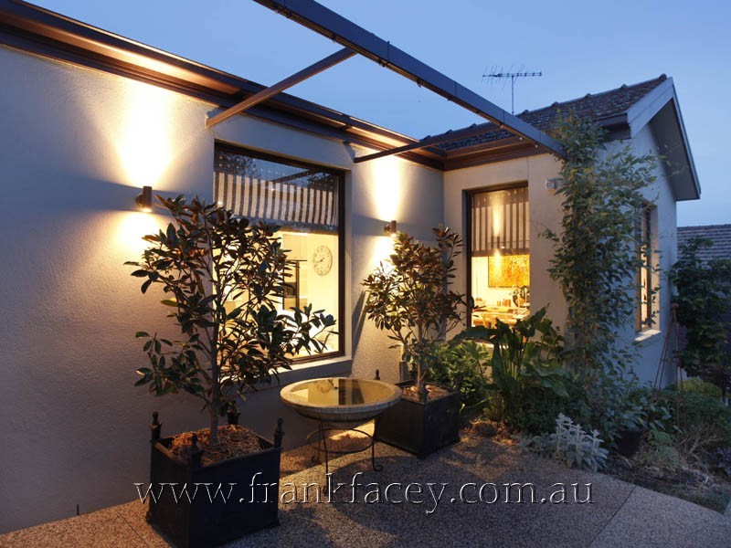 19B Neill Street, Berwick VIC 3806