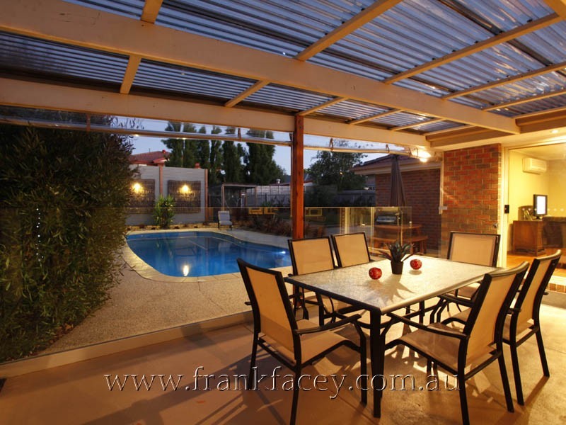 7 Sherman Court, Berwick VIC 3806