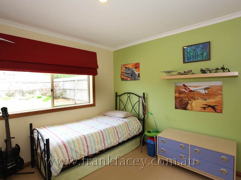 7 Sherman Court, Berwick VIC 3806