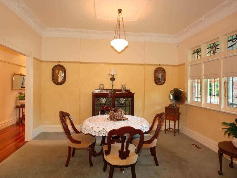 9 Rutland Road, Berwick VIC 3806