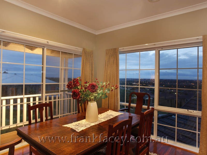 13 Yaldara Drive, Berwick VIC 3806
