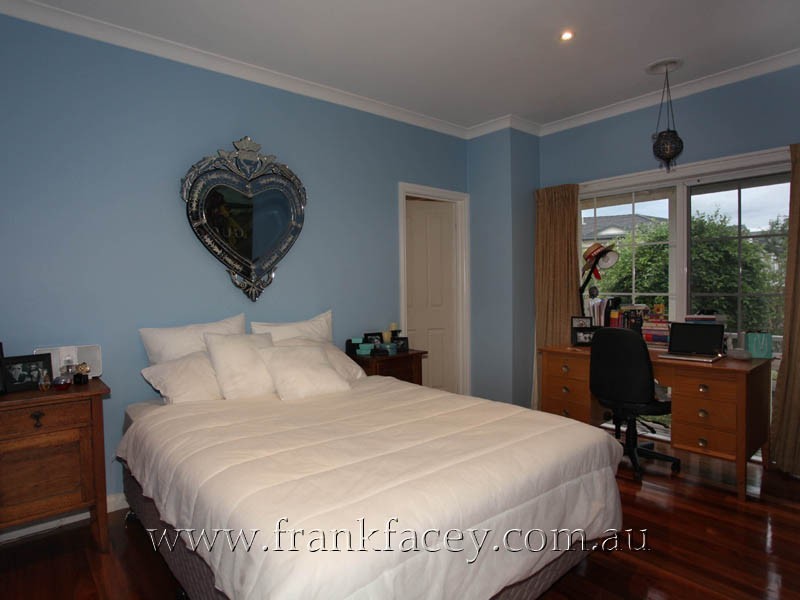 13 Yaldara Drive, Berwick VIC 3806