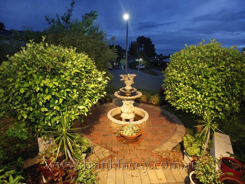 13 Yaldara Drive, Berwick VIC 3806