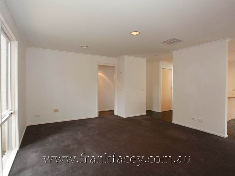 5 Kimberly Court, Berwick VIC 3806