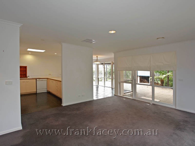 5 Kimberly Court, Berwick VIC 3806