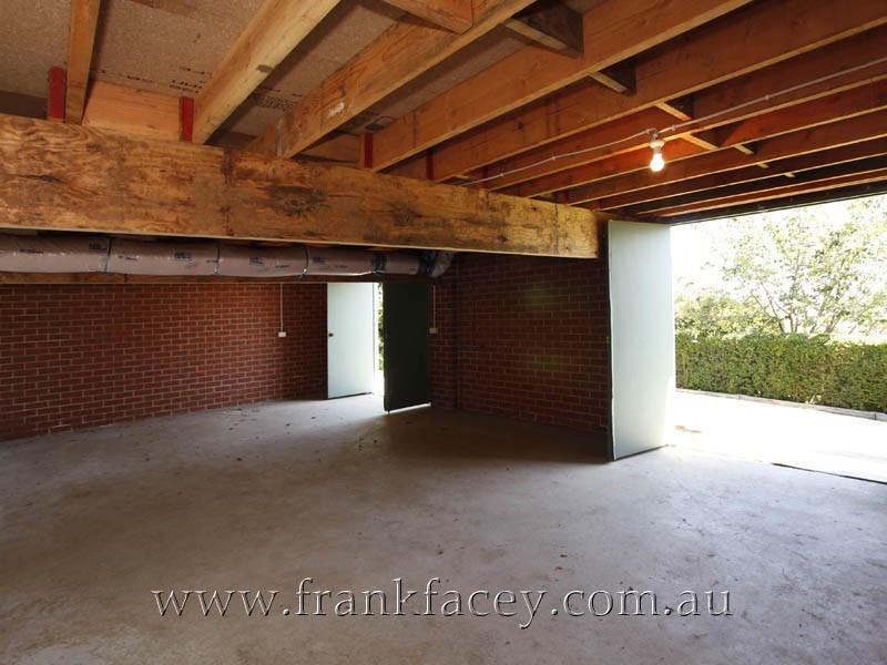 5 Renwarl Close, Berwick VIC 3806