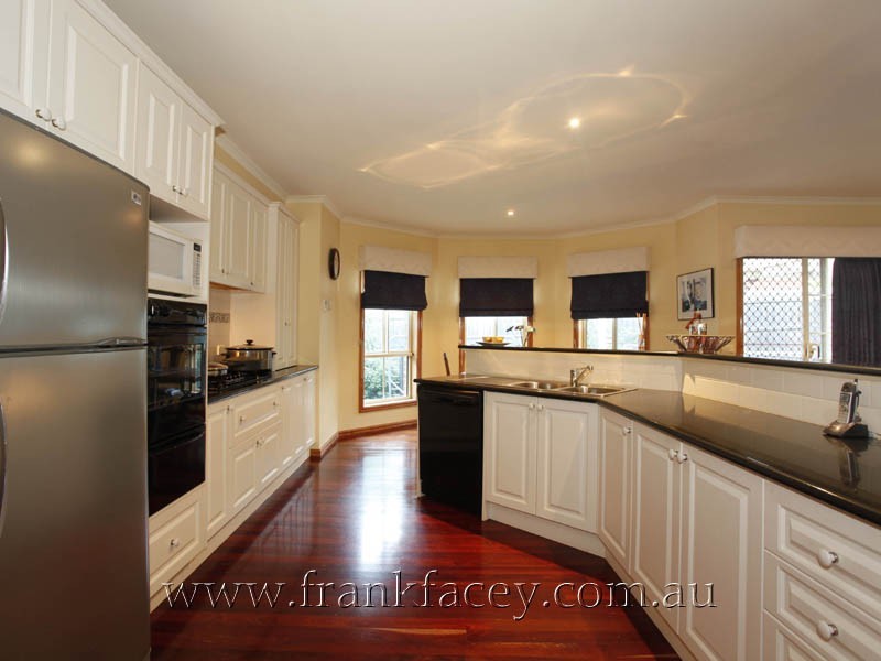 62 Jerilderie Drive, Berwick VIC 3806