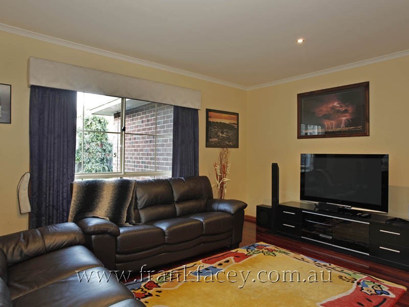 62 Jerilderie Drive, Berwick VIC 3806