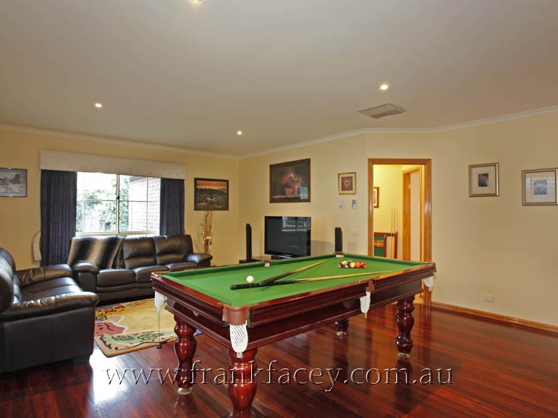 62 Jerilderie Drive, Berwick VIC 3806