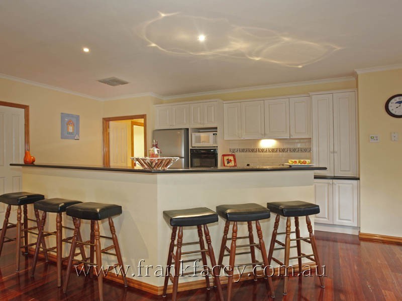 62 Jerilderie Drive, Berwick VIC 3806