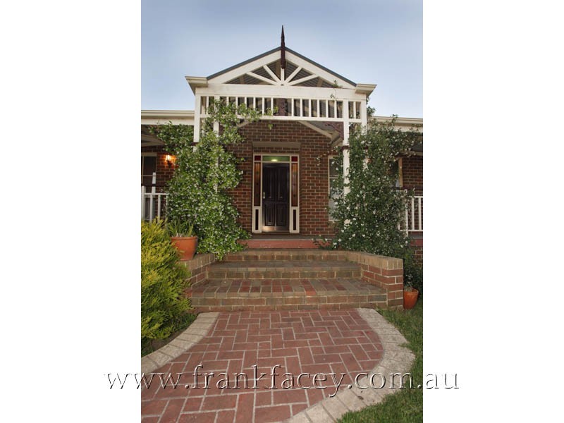 62 Jerilderie Drive, Berwick VIC 3806