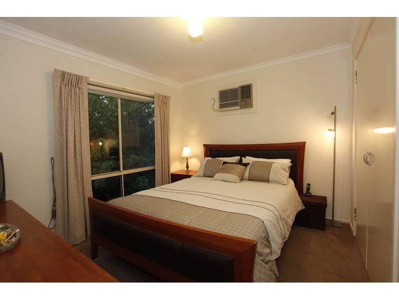 26 Valley View Drive, Berwick VIC 3806
