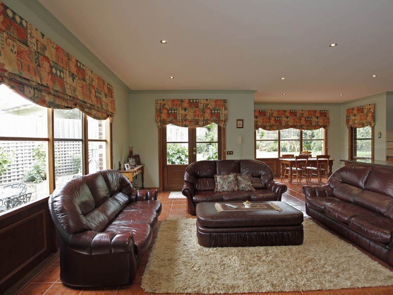 11 Valda Close, Berwick VIC 3806