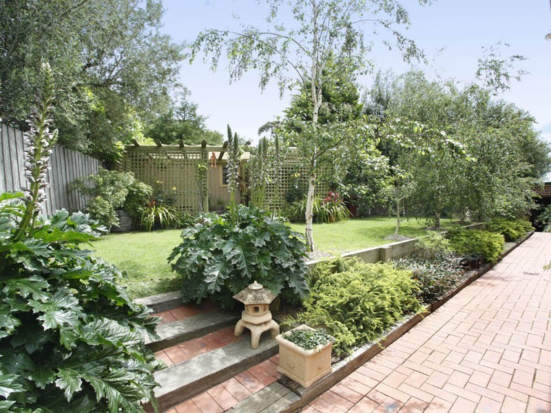 11 Valda Close, Berwick VIC 3806