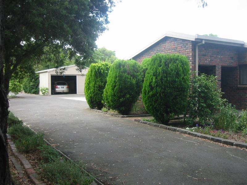 269 Princes Highway, Officer VIC 3809