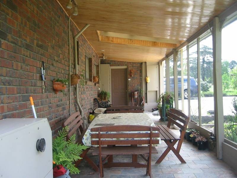 269 Princes Highway, Officer VIC 3809