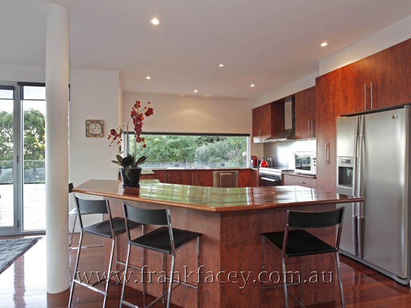 93 Beaumont Road, Berwick VIC 3806