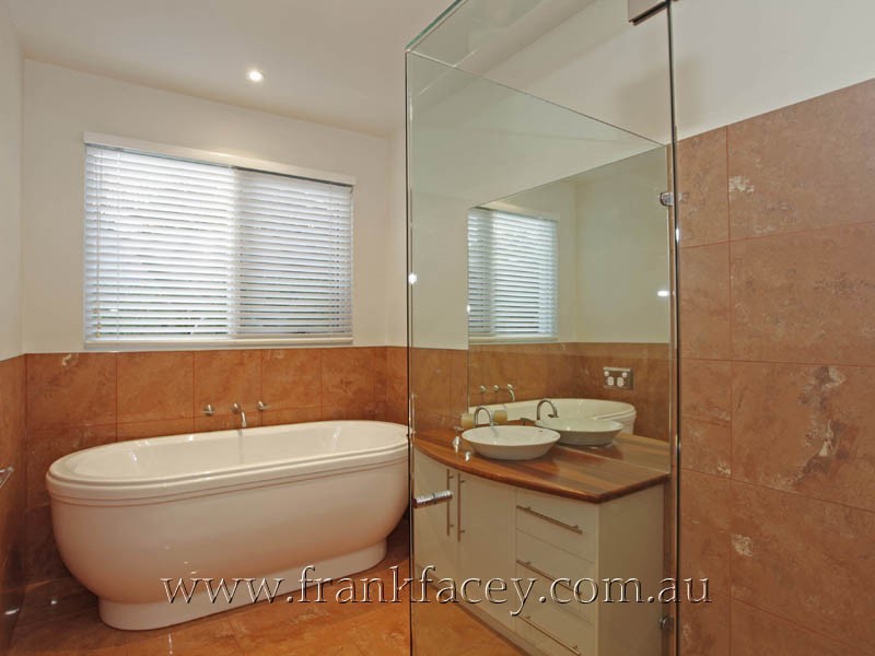 93 Beaumont Road, Berwick VIC 3806