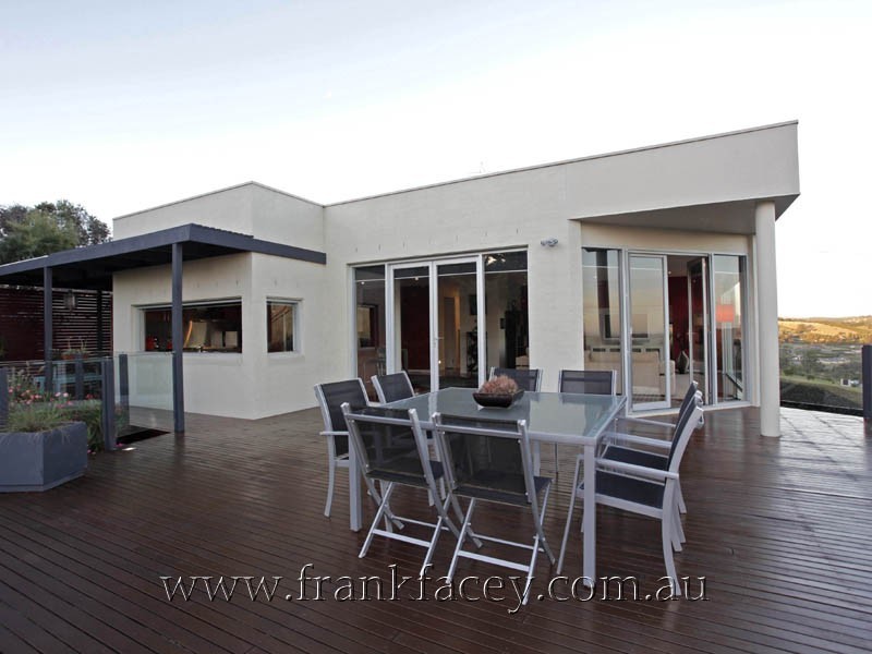 93 Beaumont Road, Berwick VIC 3806