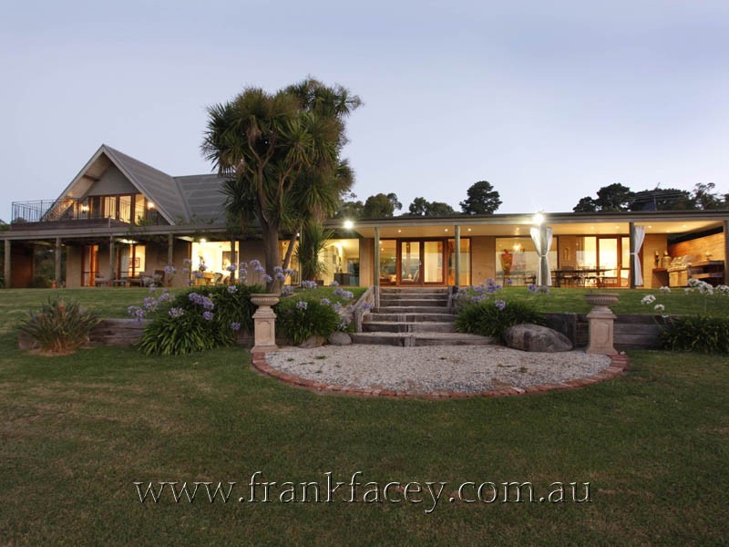 187 Split Rock Road, Beaconsfield Upper VIC 3808