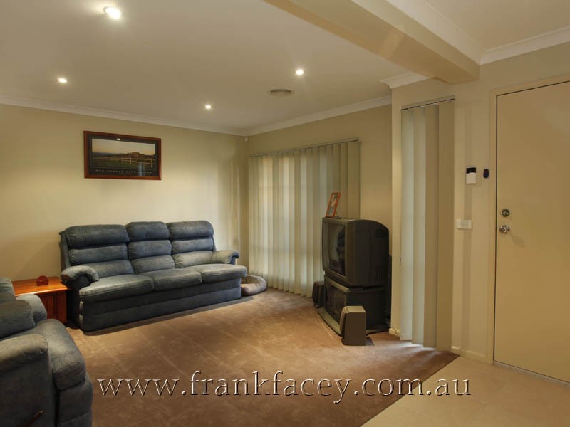 9 Ambiance Crescent, Narre Warren South VIC 3805