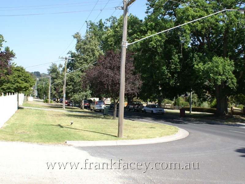 18 Peel Street, Berwick VIC 3806