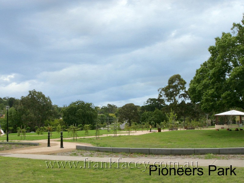 18 Peel Street, Berwick VIC 3806