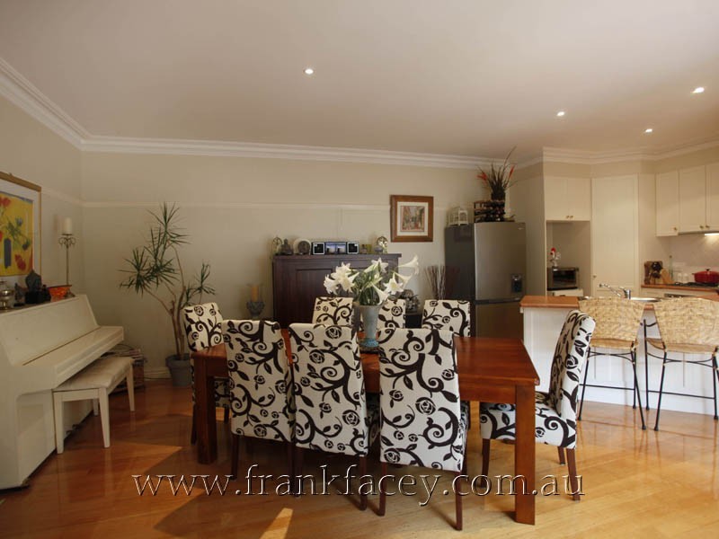 3/183 High Street, Berwick VIC 3806