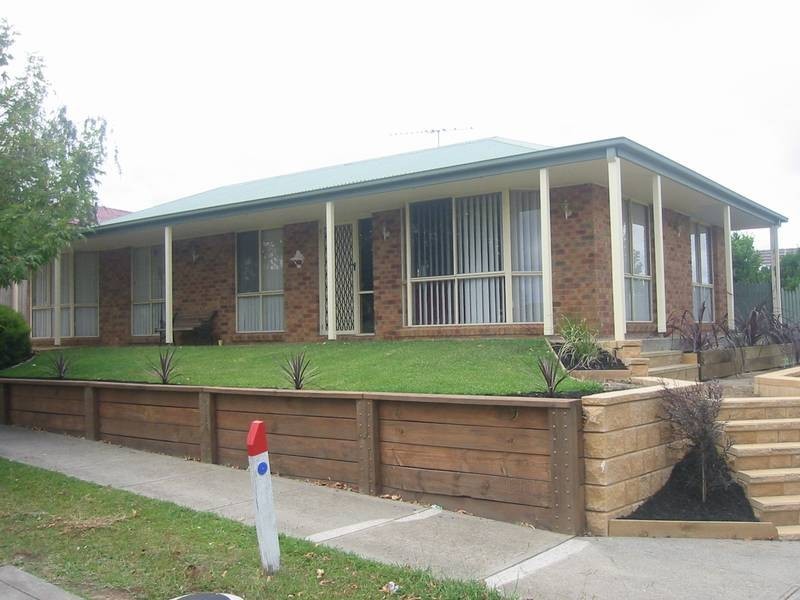 15 Duncan Street, Narre Warren VIC 3805