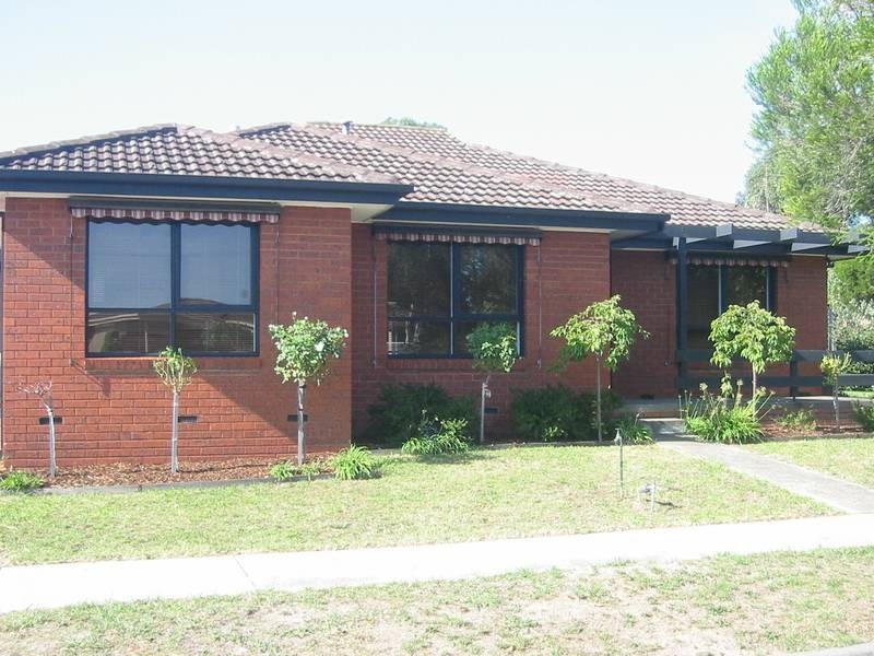 1 Salicina Court, Endeavour Hills VIC 3802