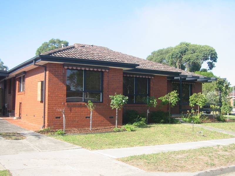 1 Salicina Court, Endeavour Hills VIC 3802