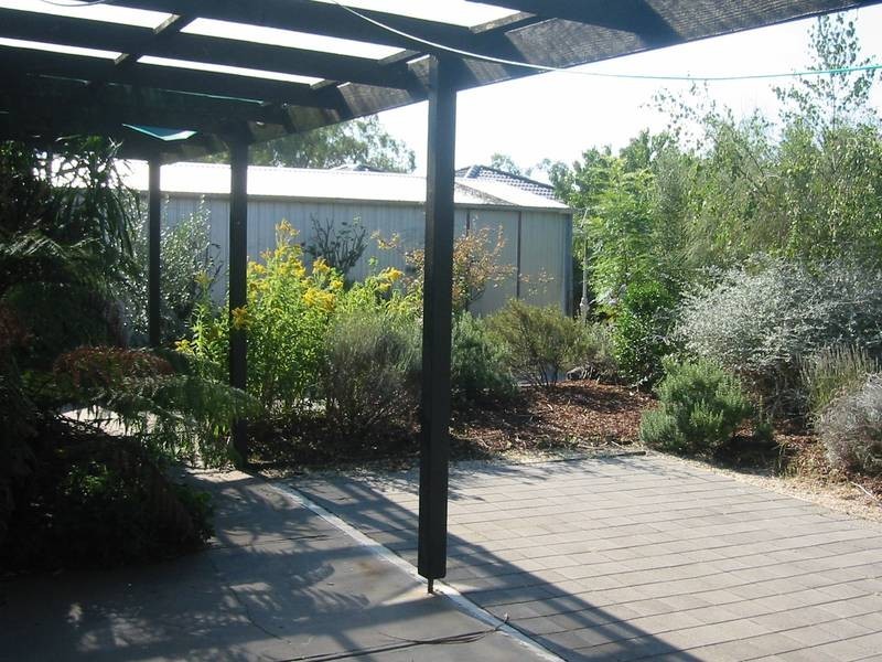 1 Salicina Court, Endeavour Hills VIC 3802