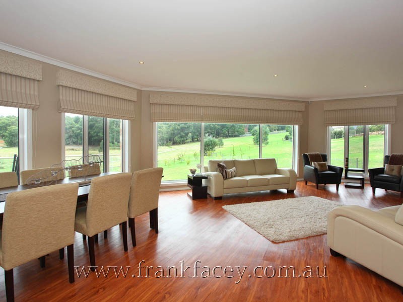 6 Valley Drive, Beaconsfield Upper VIC 3808