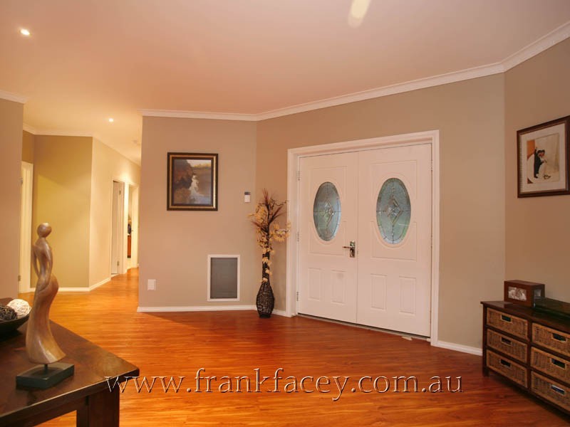 6 Valley Drive, Beaconsfield Upper VIC 3808