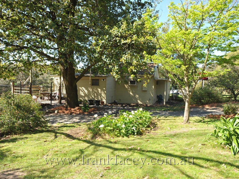 275 O’Neil Road, Beaconsfield VIC 3807