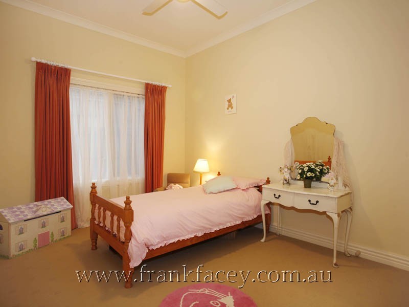 56 Peel Street, Berwick VIC 3806