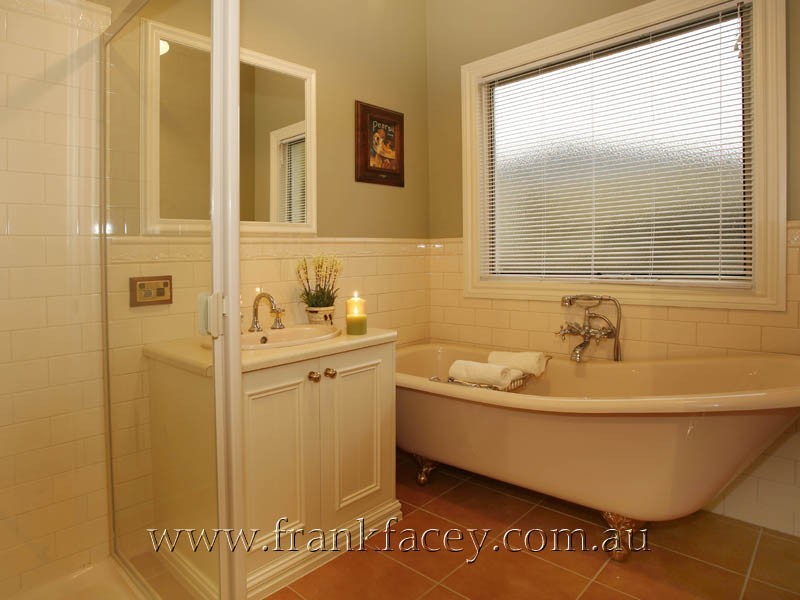 56 Peel Street, Berwick VIC 3806