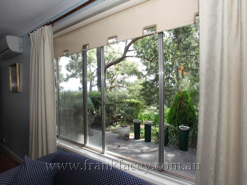 25 Aura Vale Road, Menzies Creek VIC 3159