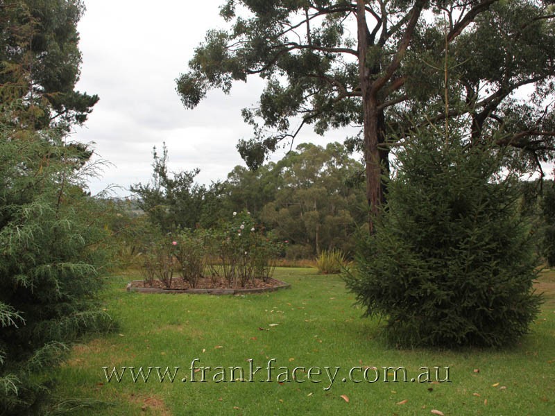 25 Aura Vale Road, Menzies Creek VIC 3159